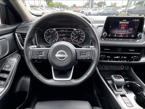 Certified 2024 Nissan Rogue SV w/ SV Premium Package image 6