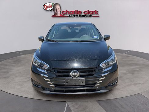 Used 2023 Nissan Versa S w/ Trunk Package FWD image 10