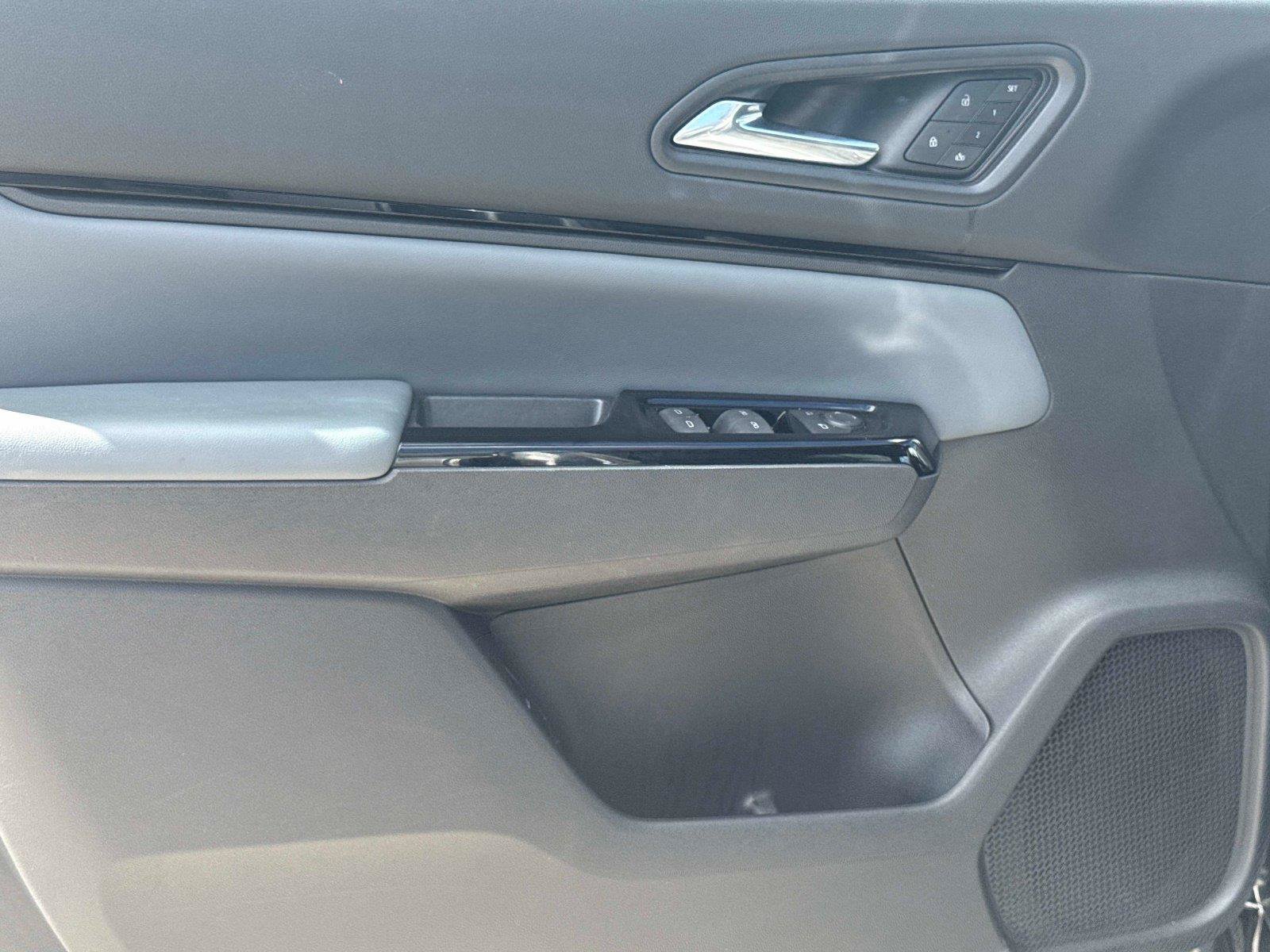 Certified 2024 Honda Prologue Touring image 19