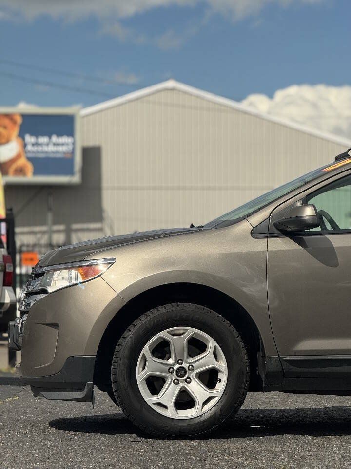 Used 2013 Ford Edge SEL FWD image 18