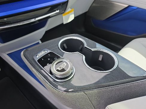 New 2026 Cadillac Optiq Sport 1 w/ LPO, Floor Liner Package AWD/4WD image 24