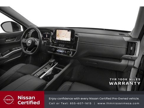 Certified 2024 Nissan Pathfinder Platinum w/ Black Appearance Package AWD/4WD image 10