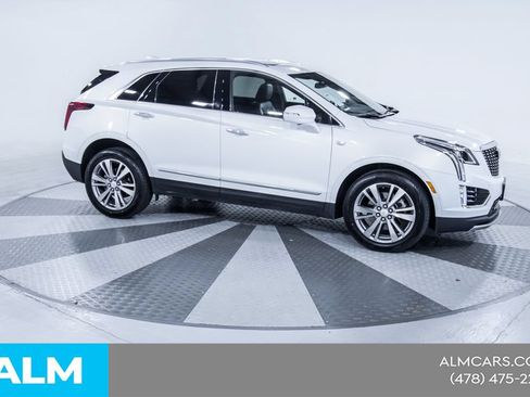 Used 2024 Cadillac XT5 Premium Luxury AWD/4WD image 11
