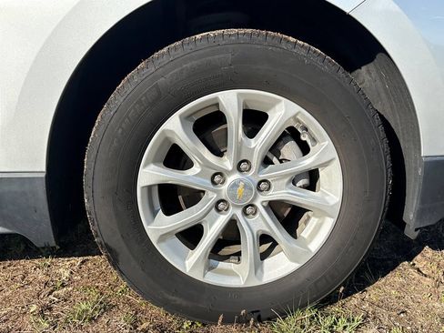 Used 2018 Chevrolet Equinox LS FWD image 7