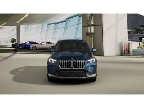 New 2026 BMW X1 xDrive28i w/ Technology Package image 3