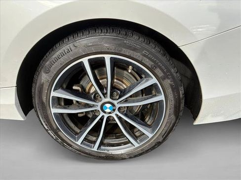 Used 2020 BMW 230i xDrive Convertible w/ Premium Package AWD/4WD image 9
