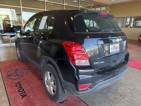 Used 2017 Chevrolet Trax LS AWD/4WD image 4