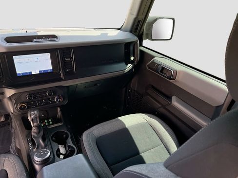 Used 2022 Ford Bronco 4-Door AWD/4WD image 21