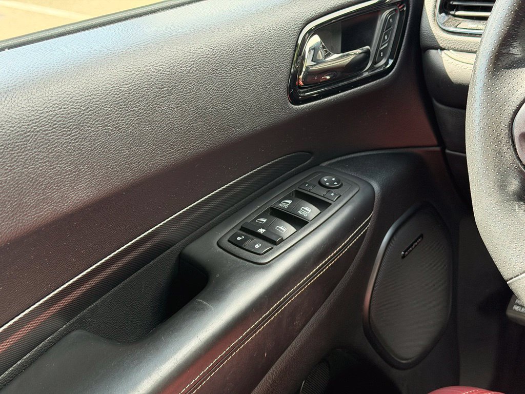 Used 2022 Dodge Durango SRT w/ Technology Group AWD/4WD image 8