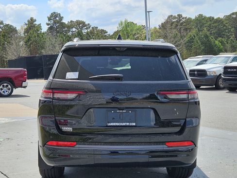 New 2026 Jeep Grand Cherokee L Summit image 6