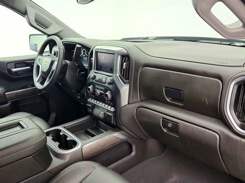 Used 2022 Chevrolet Silverado 1500 LTZ AWD/4WD image 25