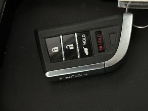 Certified 2025 Acura RDX SH-AWD image 28