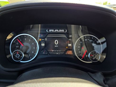 New 2026 RAM 2500 Big Horn AWD/4WD image 18