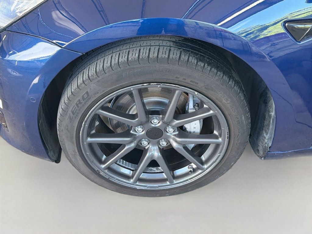 Used 2018 Tesla Model 3 Long Range RWD image 38