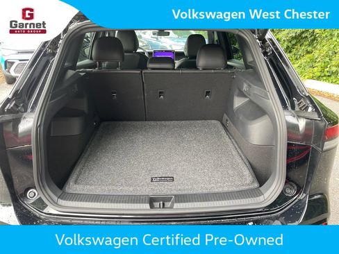 Certified 2025 Volkswagen Tiguan SE R-Line AWD/4WD image 28