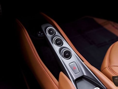 Used 2022 Ferrari F8 Tributo RWD image 74