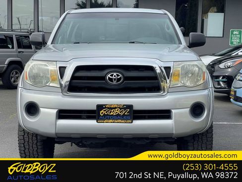 Used 2005 Toyota Tacoma PreRunner RWD image 8