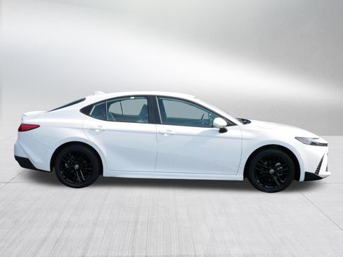 Certified 2025 Toyota Camry SE AWD/4WD image 8