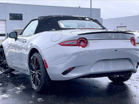 New 2025 MAZDA MX-5 Miata Club w/ Weather Package image 3