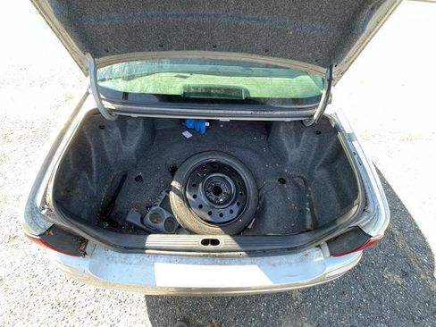 Used 2004 Buick Le Sabre Custom w/ Wheel and Sounds Package image 25