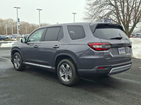 Certified 2025 Honda Pilot EX-L image 4
