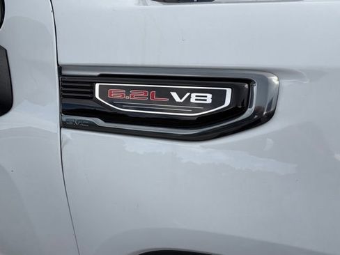 New 2026 GMC Sierra 1500 AT4 w/ AT4 Premium Package AWD/4WD image 4