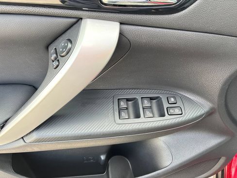 Used 2024 Mitsubishi Eclipse Cross SEL AWD/4WD image 10