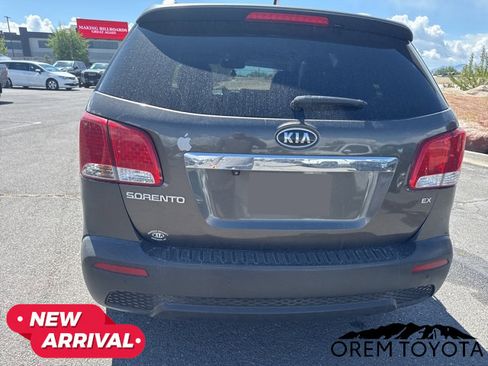 Used 2013 Kia Sorento EX FWD image 15