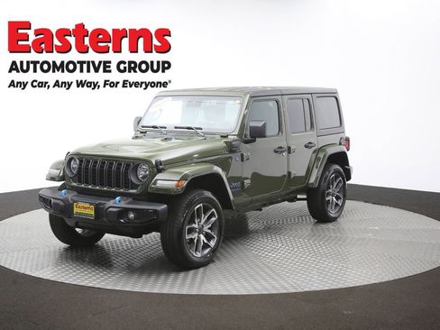 Used 2024 Jeep Wrangler Unlimited AWD/4WD image 55