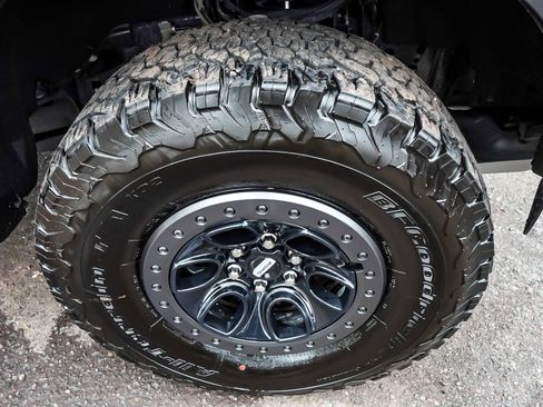 Used 2023 Ford F150 Raptor AWD/4WD image 7