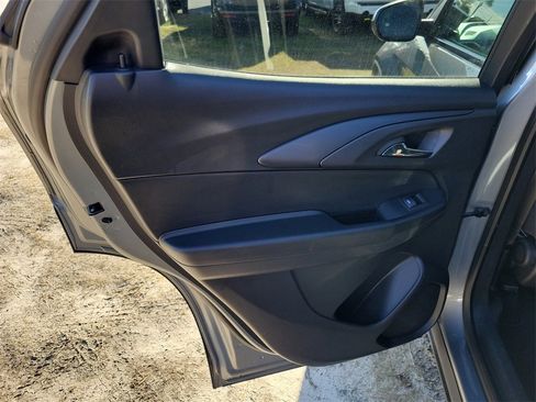 Used 2025 Chevrolet TrailBlazer LT image 30