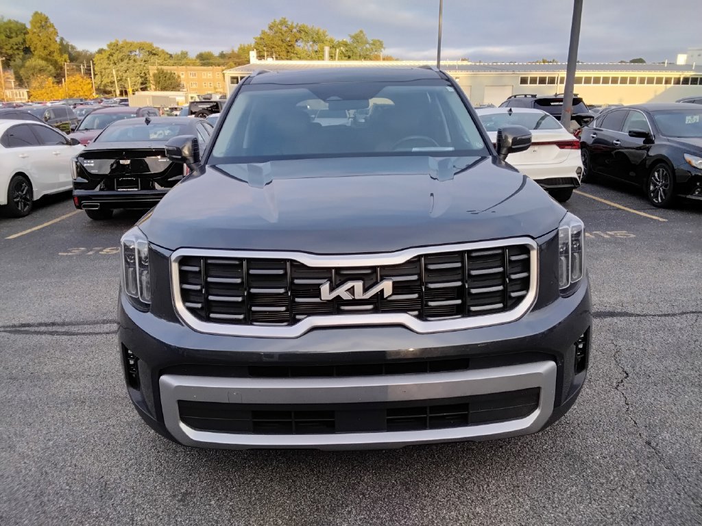 Used 2023 Kia Telluride S w/ S Sunroof Package AWD/4WD image 7