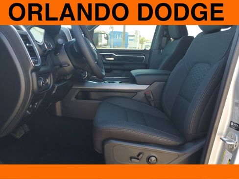 New 2026 RAM 1500 4x4 Crew Cab image 11