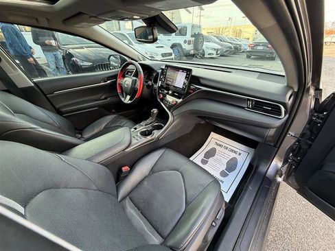 Used 2022 Toyota Camry XSE w/ Navigation Package image 27