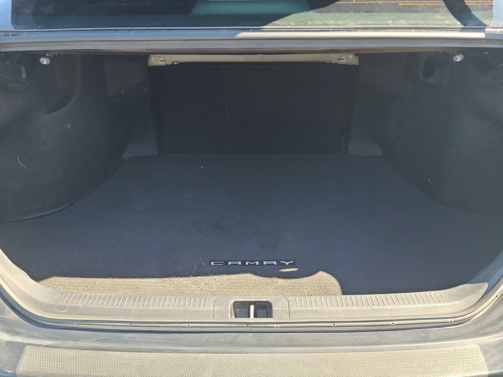 Used 2024 Toyota Camry SE FWD image 34