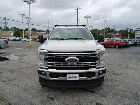 Used 2024 Ford F250 XLT AWD/4WD image 4