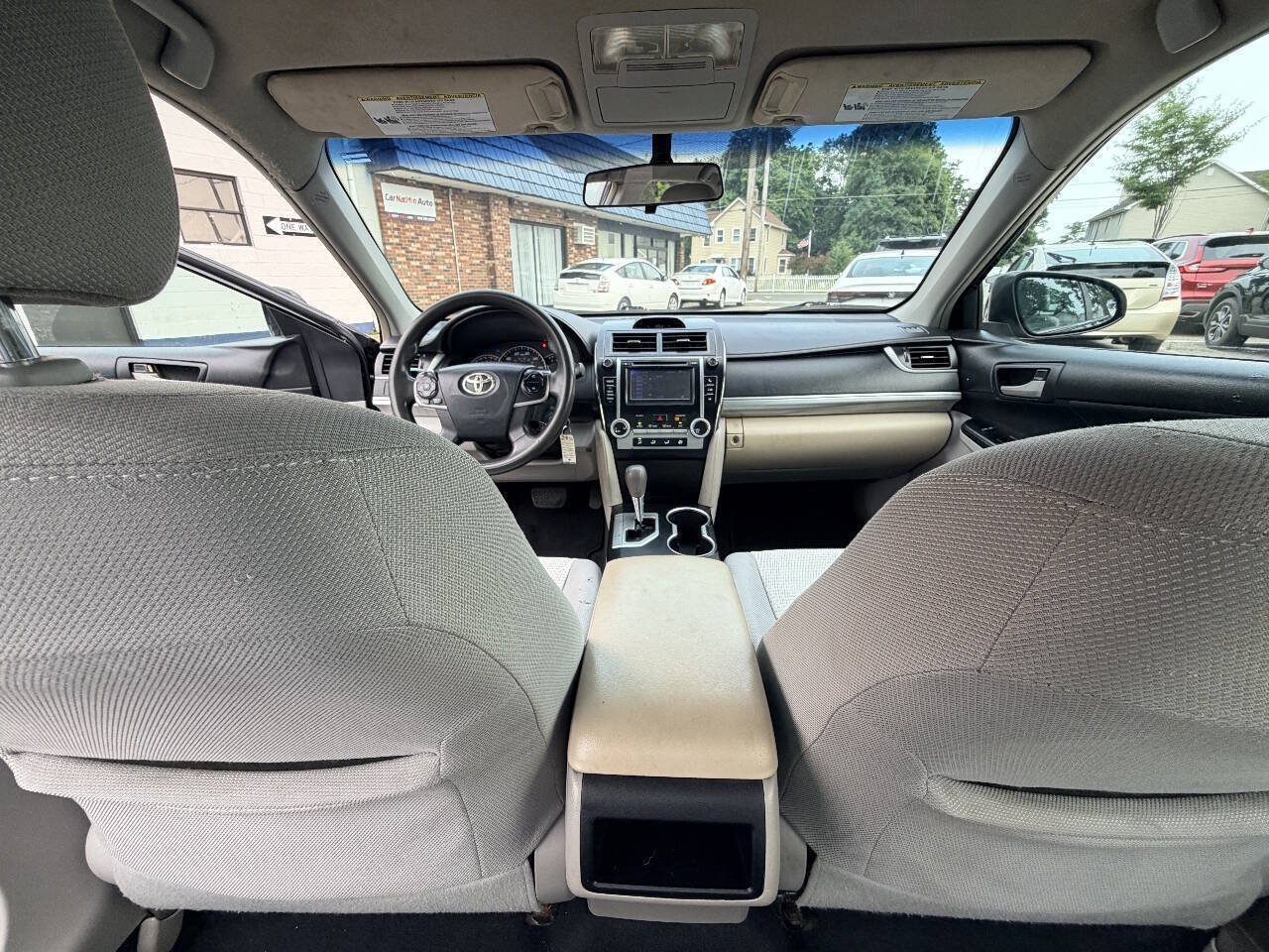 Used 2012 Toyota Camry LE FWD image 43