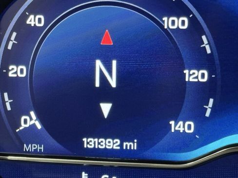 Used 2022 Chevrolet Silverado 1500 LT image 5