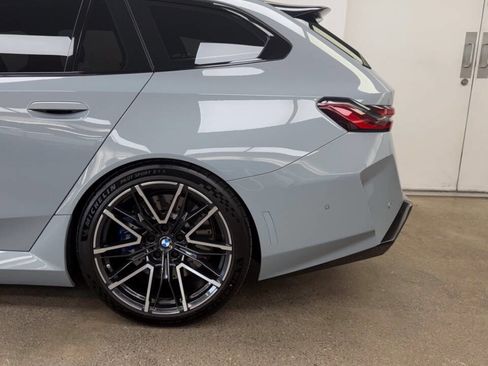 Used 2026 BMW M5 Touring image 12