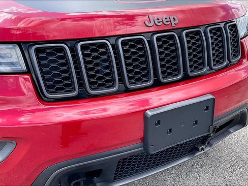Used 2021 Jeep Grand Cherokee Trailhawk w/ Trailhawk Luxury Group AWD/4WD image 34