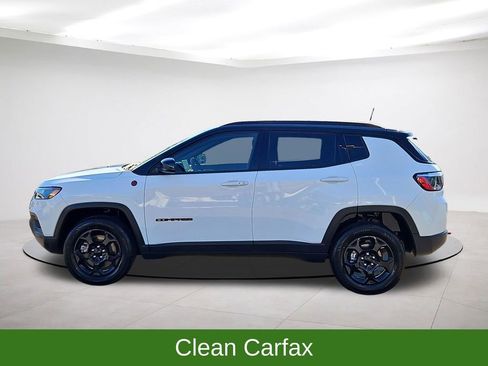 Used 2023 Jeep Compass Trailhawk image 4