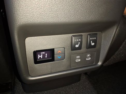 New 2026 Nissan Rogue Platinum w/ Platinum Premium Package image 11