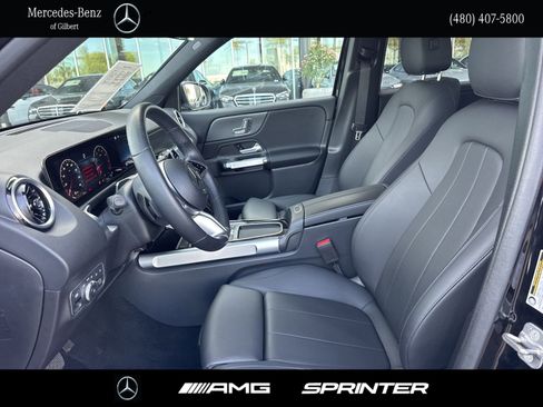Certified 2025 Mercedes-Benz GLB 250 image 10