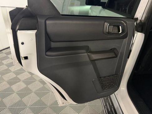Used 2025 Ford Bronco Outer Banks AWD/4WD image 31