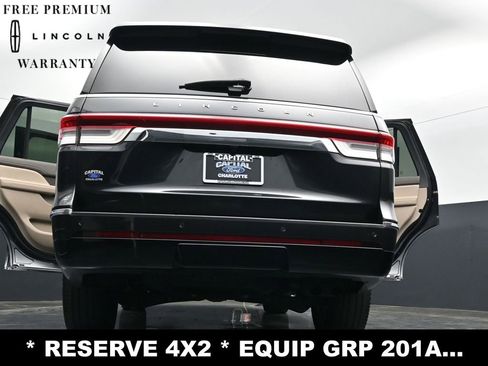 Used 2022 Lincoln Navigator Reserve RWD image 41