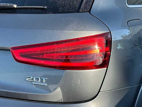 Used 2015 Audi Q3 2.0T Prestige w/ Prestige Package image 15