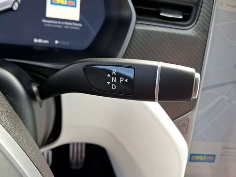 Used 2018 Tesla Model X 75D AWD/4WD image 12
