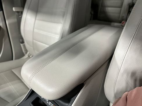 Used 2023 GMC Terrain Denali AWD/4WD image 26