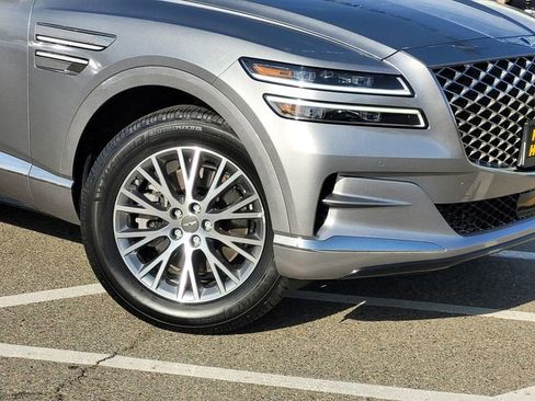 Used 2024 Genesis GV80 2.5T image 9