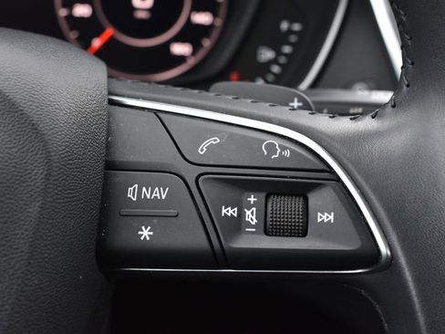 Used 2019 Audi Q5 2.0T Premium Plus w/ Premium Plus Package image 18